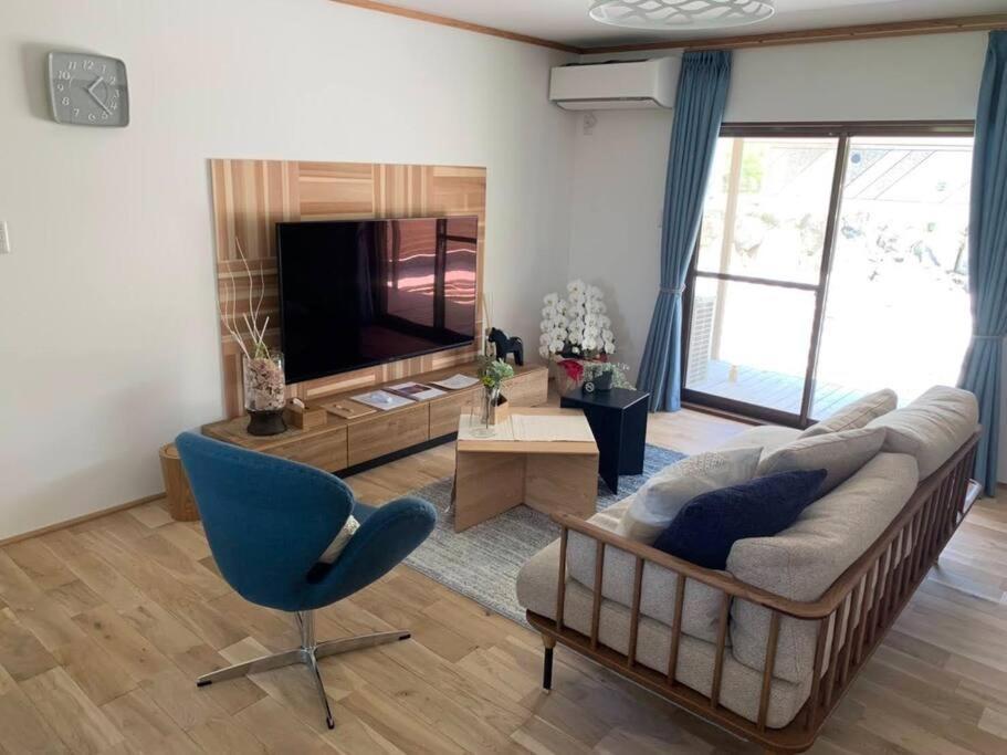 ゆったりとした時間を過ごせる一棟貸切の別荘　たけしま Holiday home Naruto (Tokushima)